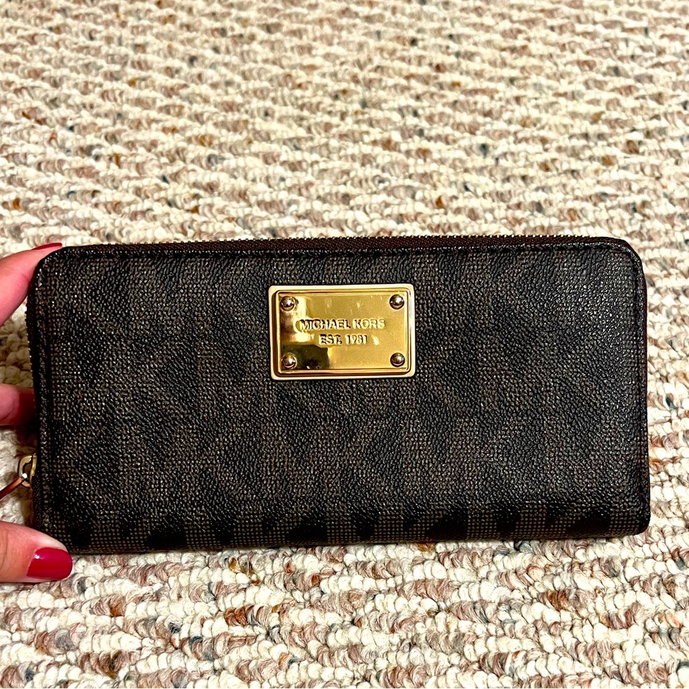 Gently Used Michael Kors Brown Signature Zip Around Wallet With Gold Accents